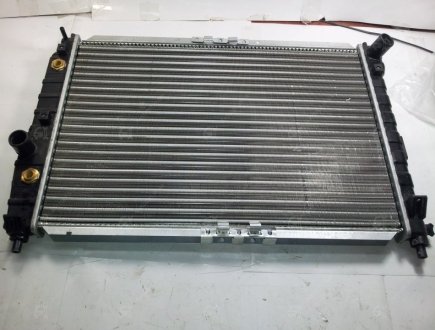 Радиатор охлаждения Авео 1,5 основной АКПП DW (Китай) 96536527 (фото 1)