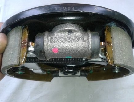 Тормоз задний Ланос, Сенс правый в сборе "щит+колодки+цилидр" DAC (Корея) 96430416 (фото 1)