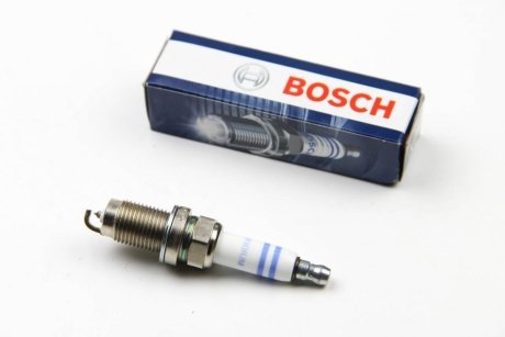 Свічка запалювання Bosch 0 242 240 665