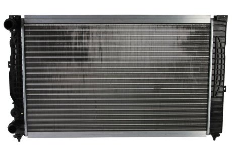 Радиатор охлаждения AUDI, Nissens 60299
