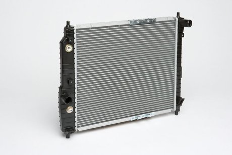 Радиатор охлаждения Авео автомат (L=480) (алюм-паяный) LUZAR LRc CHAv05224 (фото 1)