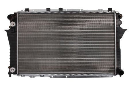 Радиатор охлаждения AUDI Nissens 60476 (фото 1)