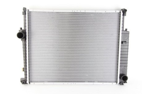 Радиатор охлаждения BMW Nissens 60619A (фото 1)