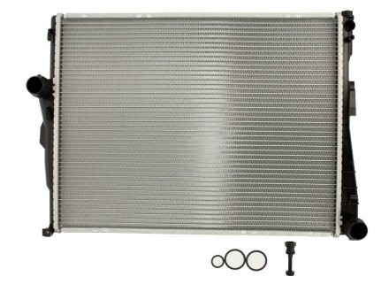 Радиатор охлаждения Nissens 60784A (фото 1)