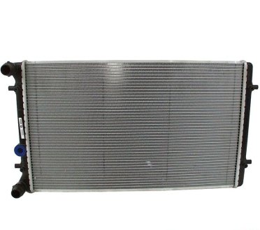 Радиатор, охлаждение двигателя JPG JP Group 1114205500 (фото 1)
