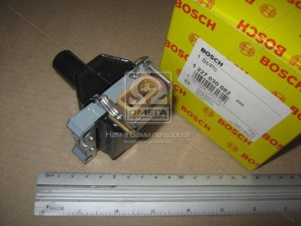 Котушка запалювання Bosch 1 227 030 082 (фото 1)