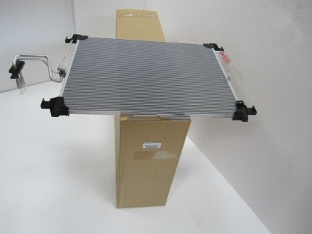 Радиатор кондиционера Nissan/Infiniti 921101BA0A (фото 1)