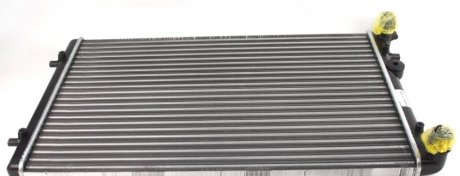 Радиатор охлаждения двигателя NRF 509529A (фото 1)