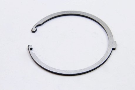 Стопорное кольцо дифференциала КПП JB (с прорезью) Renault 8200295074