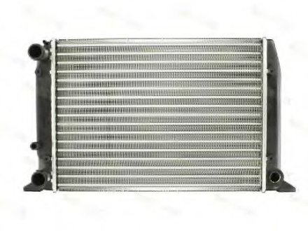 Радиатор двигателя (430 мм) Audi 80 1.3-1.8 83-91 Thermotec D7A012TT (фото 1)
