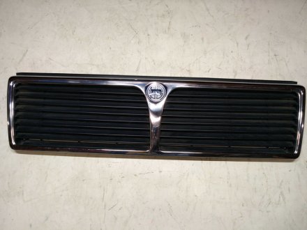 Решетка радиатора Thema 11/98- Fiat/Alfa/Lancia 82455300 (фото 1)