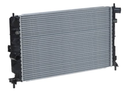Радиатор охлаждения Vectra B 1.6i / 1.8i / 2.0i / 2.0TD / 2.2i / 2.2TD(95-) МКПП LUZAR LRc 2180