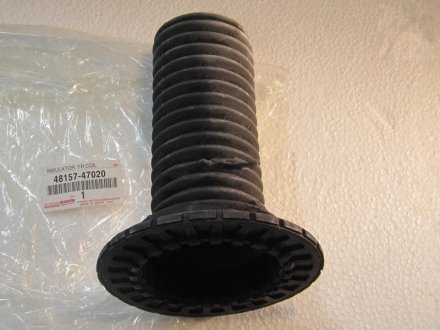 Пыльник амортизатора переднего правого Toyota 4815747020 (фото 1)