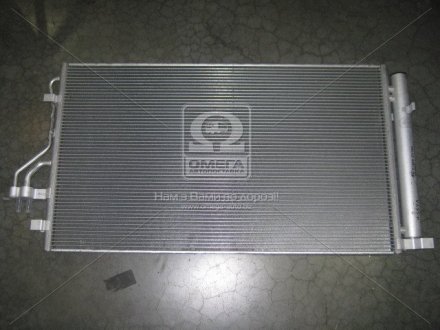 Радиатор кондиционера в сборе Mobis (KIA/Hyundai) 976062Y501 (фото 1)