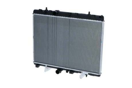 Радиатор, охлаждение двигател NRF 58226 (фото 1)