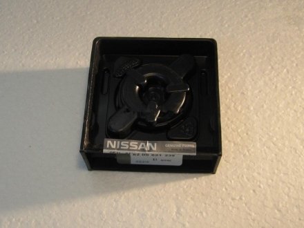 Сальник редуктора моста Nissan/Infiniti 38189-00Q0A (фото 1)