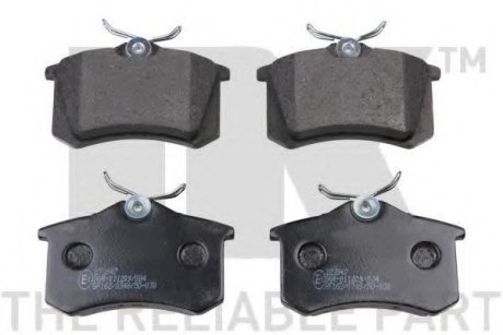 Гальмівні колодки дискові зад. Citroen/Peugeot/Renault/VAG (17mm) NK (Германия/Дания) 223947