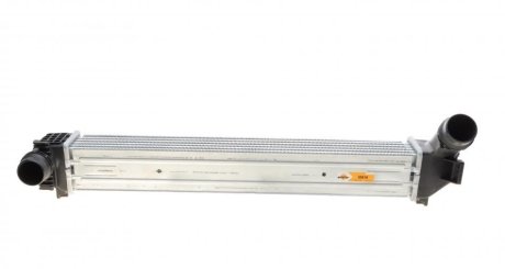 Радиатор охлаждения воздуха - NRF 30916 (фото 1)