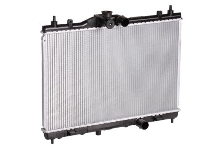 Радиатор охлаждения Nissan Juke (10-) 1.6i МКПП/АКПП (LRc 141EE) LUZAR LRC141EE (фото 1)