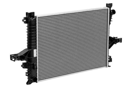 Радиатор охлаждения S60 (00-)/S80 (98-) МКПП (LRc 1056) LUZAR LRC-1056
