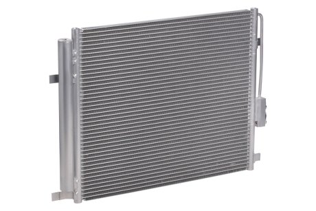 Радиатор кондиционера с ресивером Hyundai Santa Fe (12-) 2.0CRDi/2.2CRDi МКПП/АКПП LUZAR LRAC 0821 (фото 1)