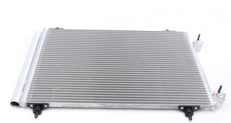 Радиатор кондиционера MAHLE AC 667 000S (фото 1)