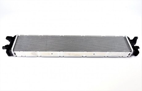 Радіатор охолодження Audi A4-A8 2.0D-4.0 07-18 NRF 50037 (фото 1)