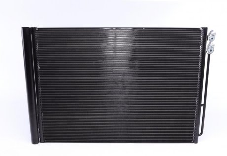 Радиатор кондиционера BMW 5 (F10/F11)/6 (F12/F13) 11-18 MAHLE AC567000S (фото 1)