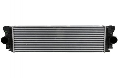 Радиатор интеркулера DB Sprinter 06- Fast FT55529 (фото 1)